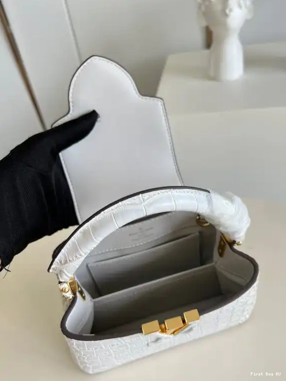 Firstbag VUITTON MINI CAPUCINES LOUIS 0614